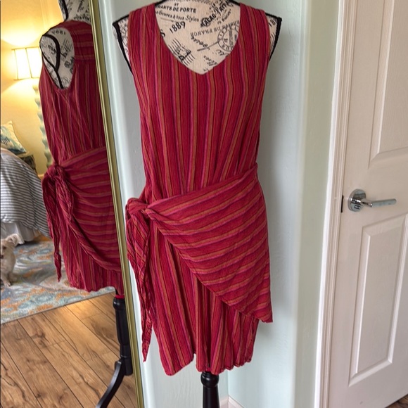 DREW Red/Pink Sleeveless V-Neck Sundress - Picture 7 of 9